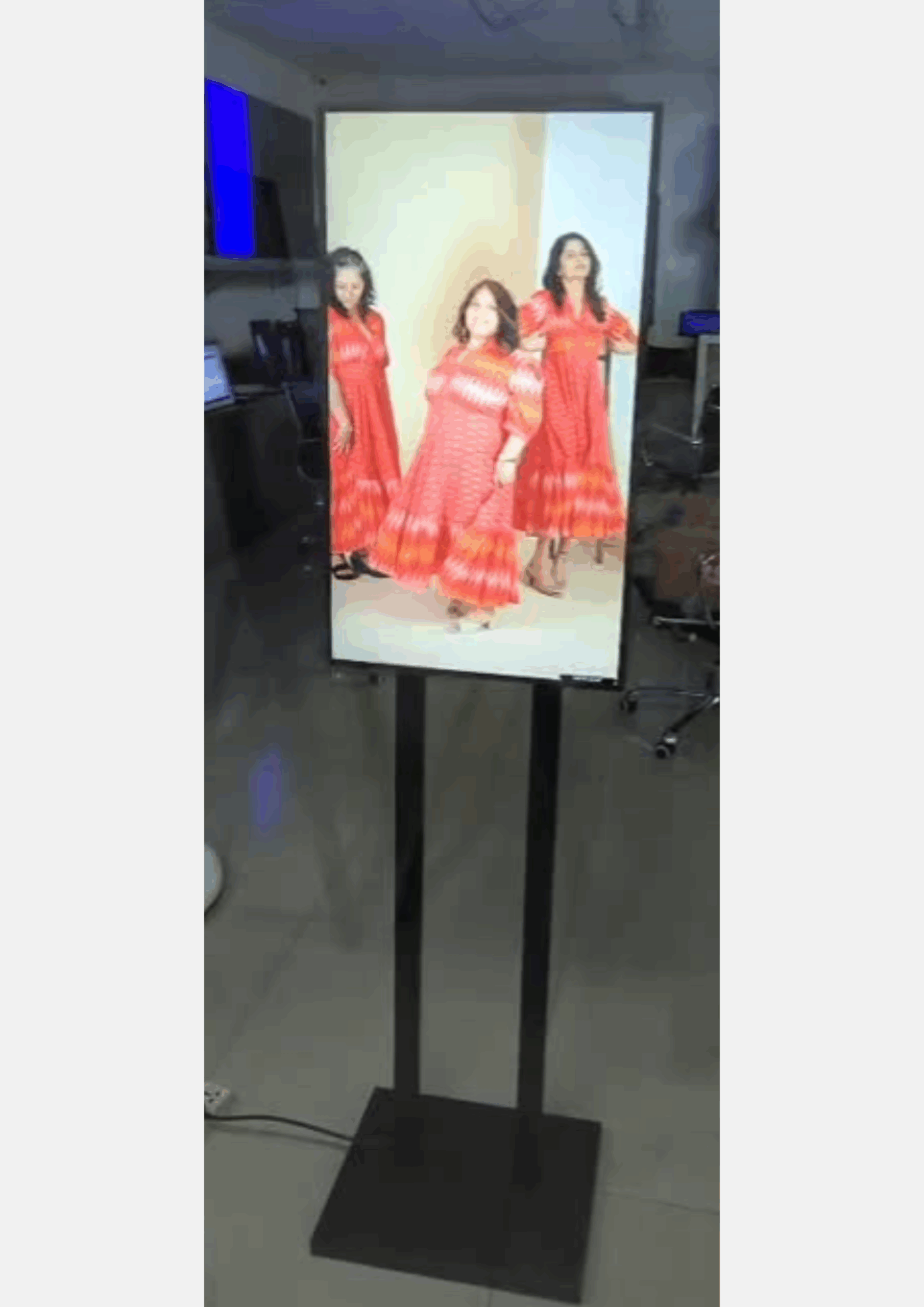 32" Pole Standee