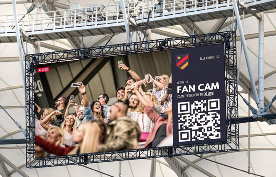 stadium-fan-engagement-screens stadium-fan-engagement-screens